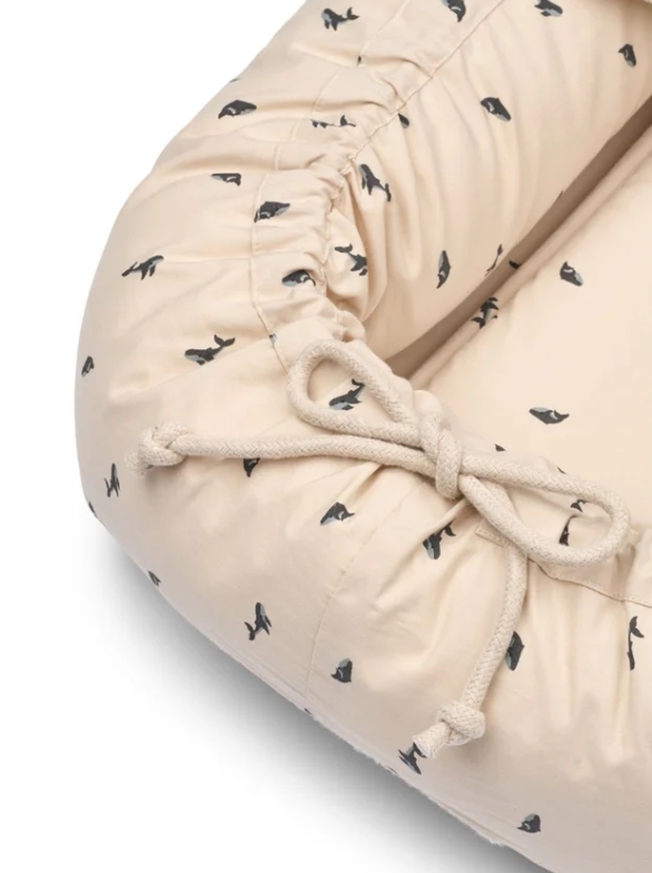Liewood - Babylift - Nid d'ange -  Mini Whale/Sandy